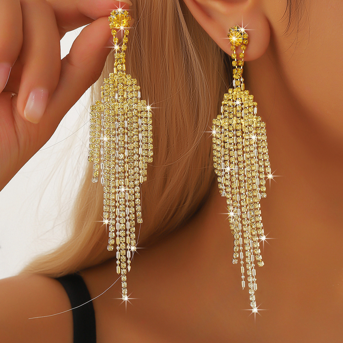 Luxury Full Rhinestone Tassel Earrings