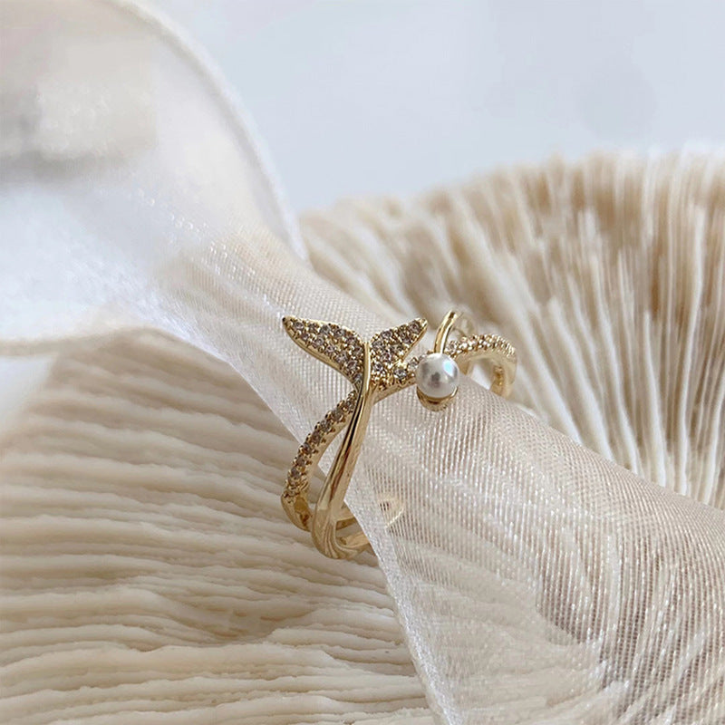 Niche Design Delicate PearlFishtail Ring Adjustable Size